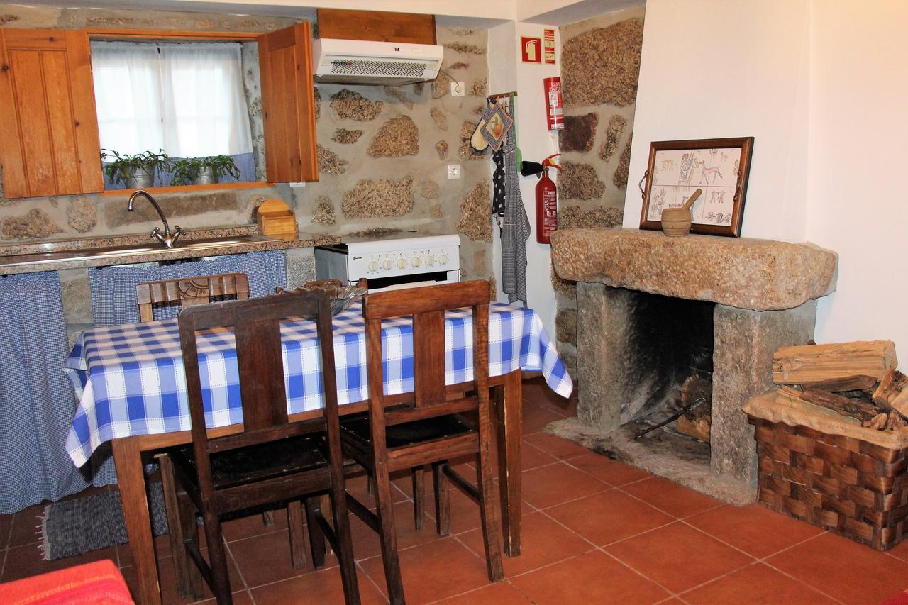 Maison d'hôtes Casa D'Avo Maria à Seia Extérieur photo